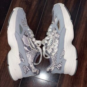 adidas torsion snake print sneakers